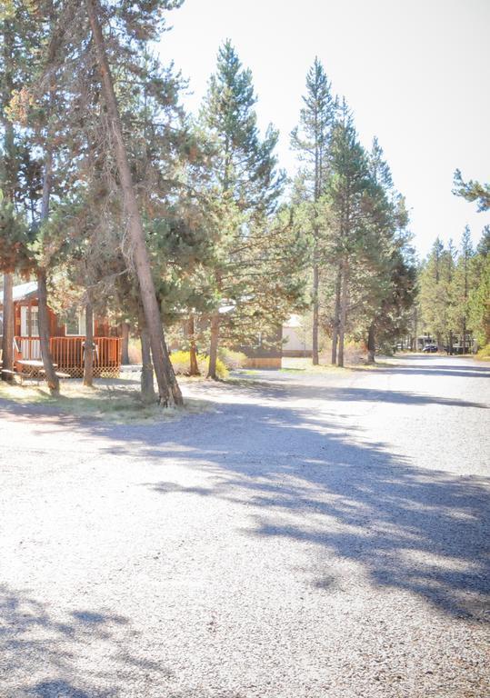 Bend-Sunriver Camping Resort Two-Bedroom Cabin 7 المظهر الخارجي الصورة